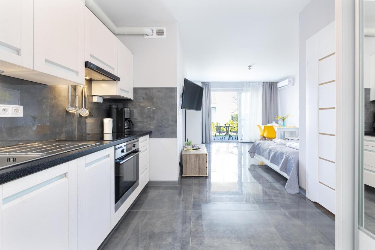 Apartamenty Paraiso By Noclegi Renters Lukecin Exterior photo